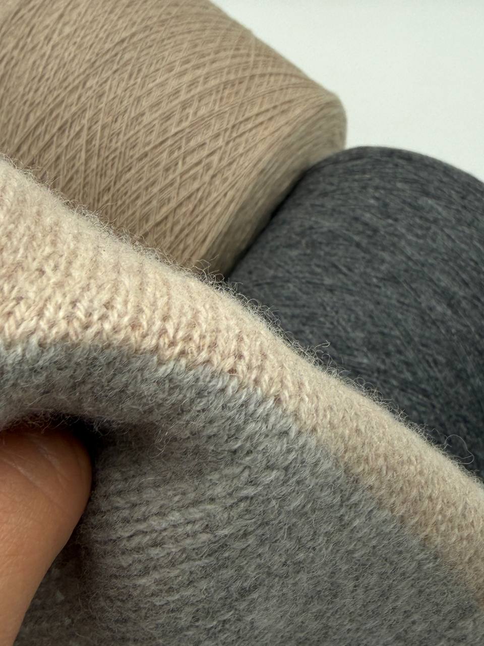 JFK GRS - 100%WV yarn - by Filpucci
