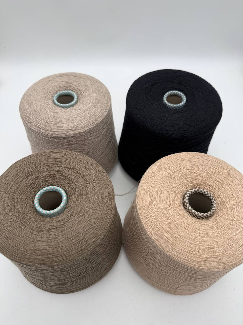 Lot 5 (Classic) - 100%WS yarn - by Cariaggi