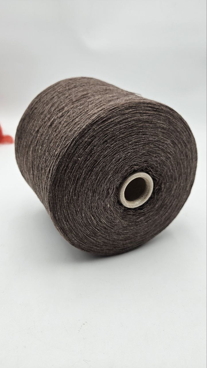 Trebisonda - 30%WS 70%WV yarn - by Lanecardate