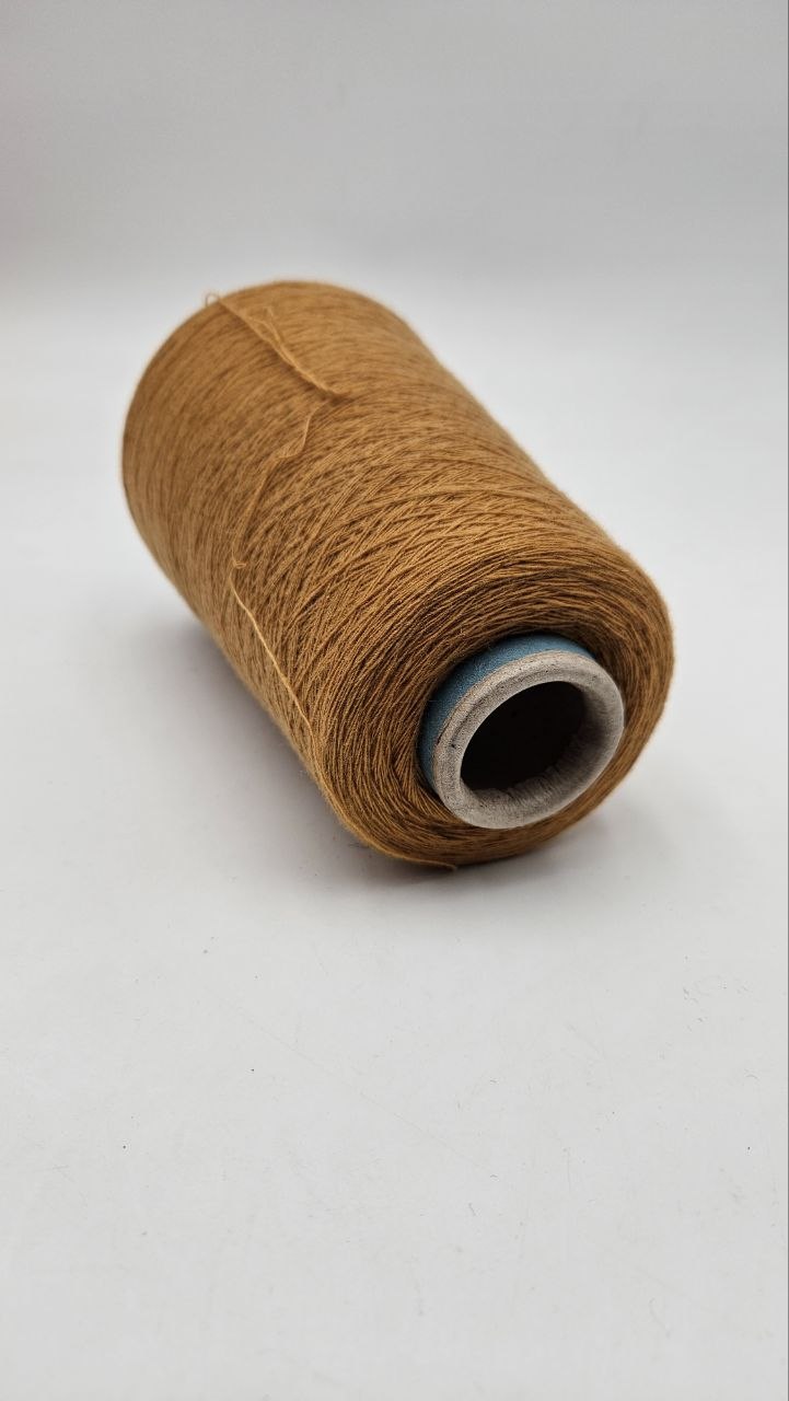 Dorothy - 10%WS 90%WV yarn - by Papi Fabio