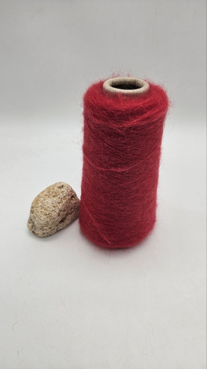 Astro 50 - 50%WM 32%PA 18%WO yarn - by Igea