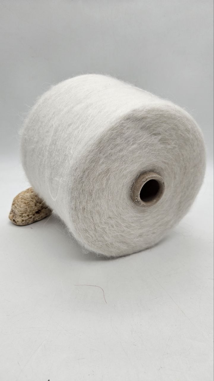 Kid/T - 40%AC 30%PA 30%WM yarn - by Lagopolane