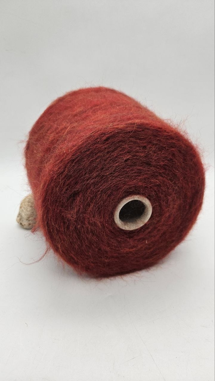 Clotilde - 72%WM 26%PA 2%EA yarn - by Igea